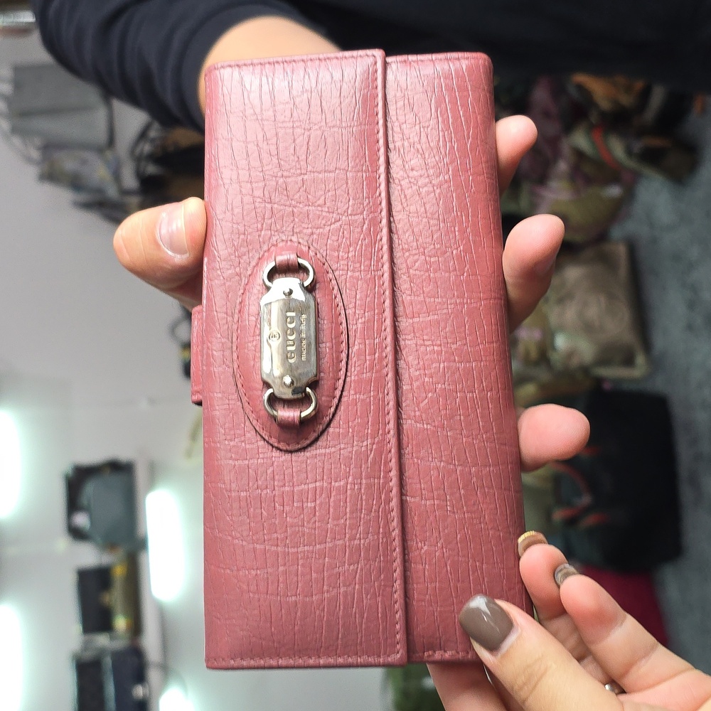 Gucci Pink Wallet - Picture 1 of 1